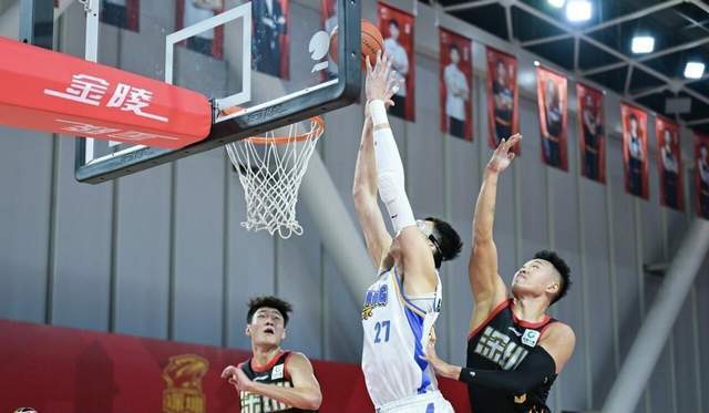 爱游戏官方入口-许利民：队里有人耍大牌摆明星架子，我们输的不是球输的是尊严