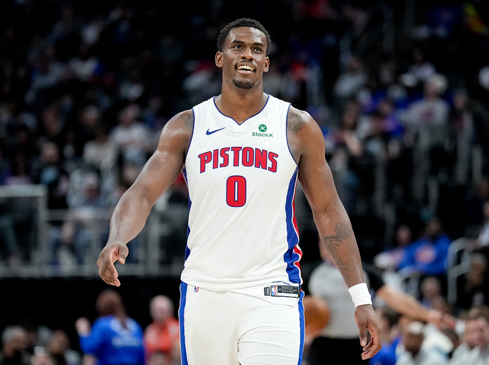 爱游戏-又13投12中!他这样打下去,锡安的NBA纪录不保了